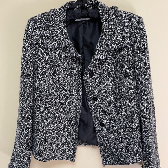 TAHARI Arthur S Levine  Classic L’il Tweed Blazer  10 - Picture 3 of 14